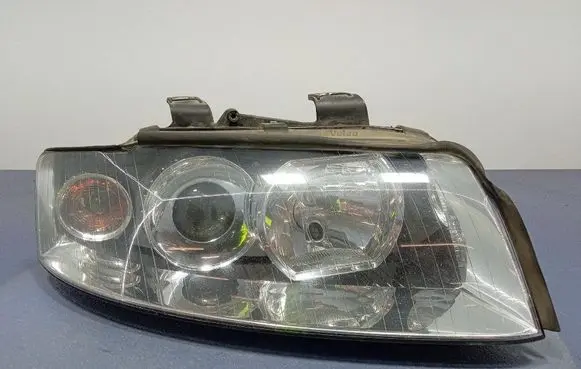 Audi A4 S4 B6 8E 8H Headlight/headlamp 8E0941030C