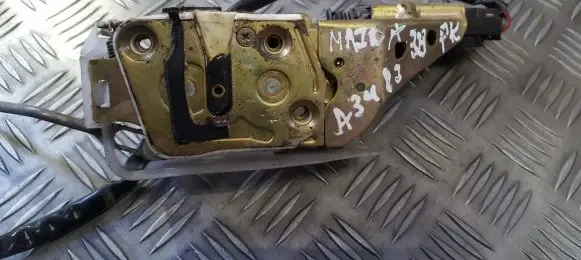 Mazda 323 Front door lock