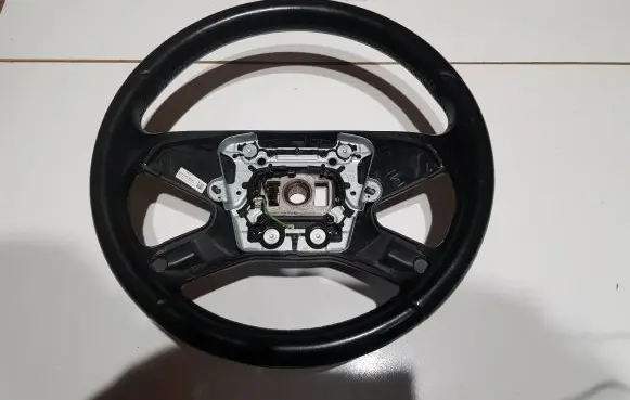 Mercedes-Benz E W212 Steering wheel A2124600303