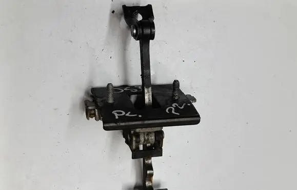 Front door check strap stopper
