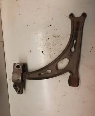Volkswagen Touran I Front lower control arm/wishbone 1K0407153G