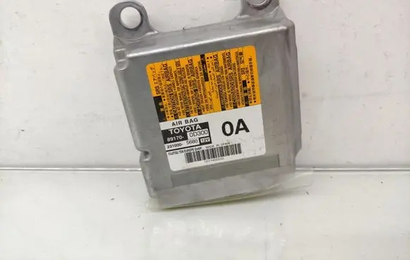 Toyota Yaris Airbag control unit/module 891700D300