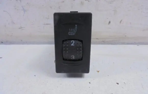 Volkswagen PASSAT B5 Seat heating switch 3B0963564C