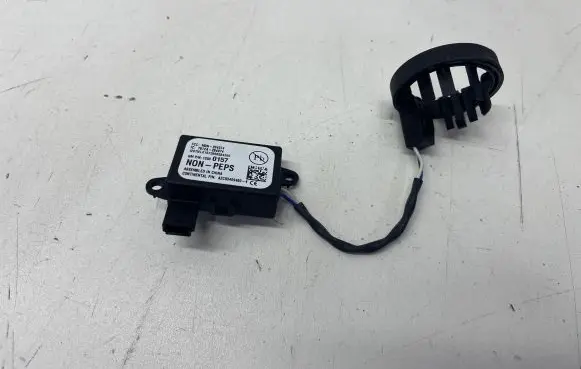 Opel Zafira C Immobiliser reader (aerial) 13500157