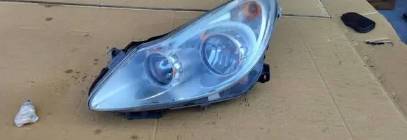 Opel Corsa D Headlight/headlamp 13186381 89313290 E98132900B2B