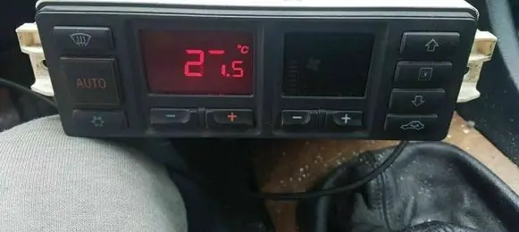 Audi A4 S4 B5 8D Climate control unit 8D0820043D