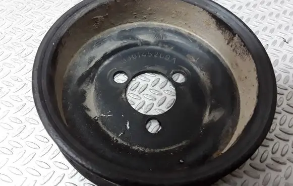 Skoda Octavia Mk1 (1U) Power steering pump pulley 030145269A
