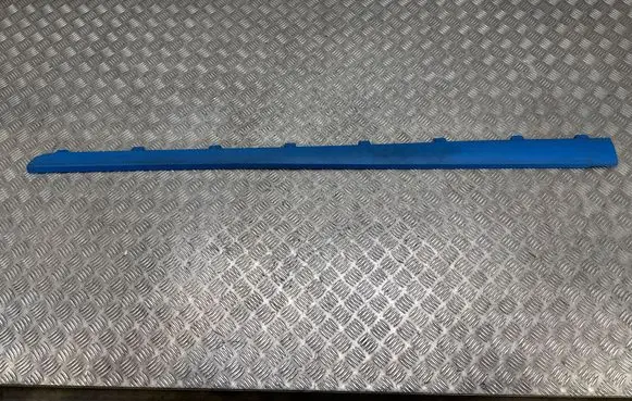 BMW i3 Sill/side skirt trim 72758411