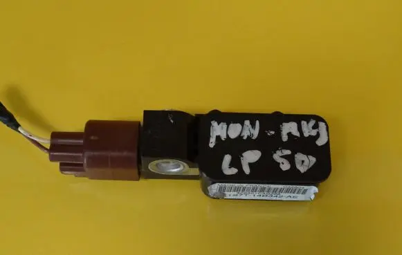 Ford Mondeo MK II Airbag deployment crash/impact sensor 1S7T-14B342-AE