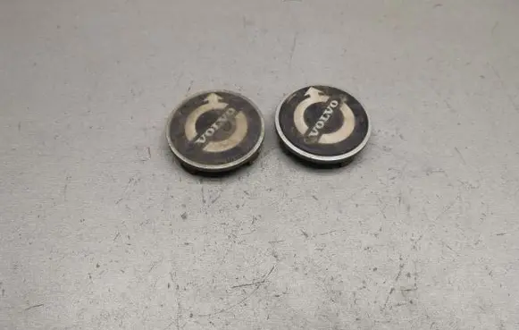 Volvo V70 Original wheel cap 6501