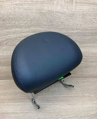 Mercedes-Benz E W211 Front seat headrest A2119705580 1112362