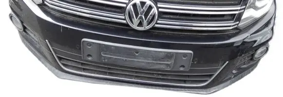 Volkswagen Tiguan Front bumper 5N0807217