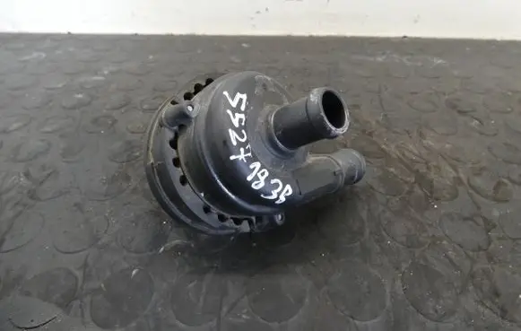 Alfa Romeo Giulia Electric auxiliary coolant/water pump 00505528600