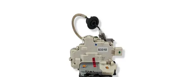 Audi A6 S6 C6 4F Front door lock 4F1837016