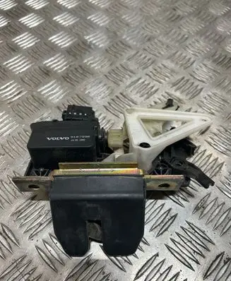 Volvo XC70 Tailgate/trunk/boot lock/catch/latch 9187990 24012002