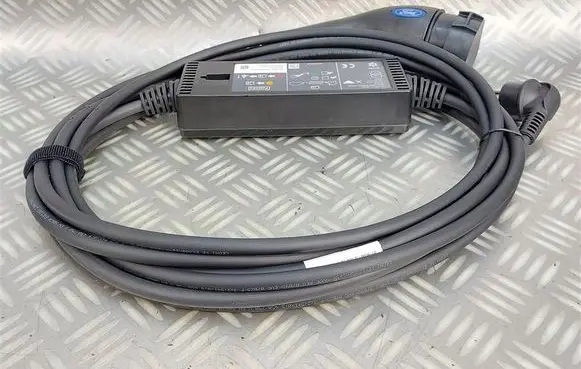 Ford Kuga III Electric car charge socket LX6810C763FE