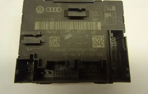 Audi A4 Allroad B8 Door control unit/module 8T0959792J