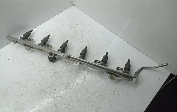 BMW 3 E46 Fuel injectors set 1437442