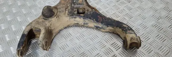 Hyundai Galloper Front lower control arm/wishbone