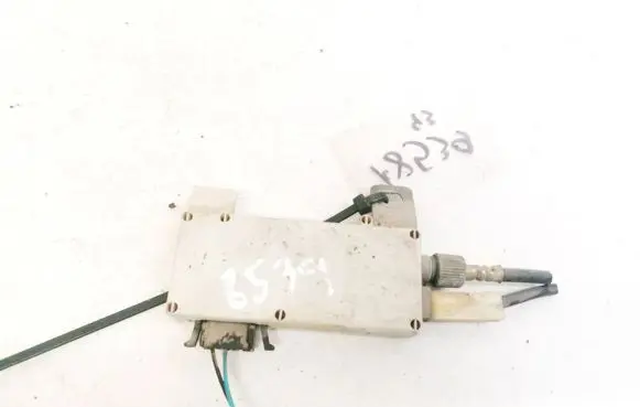 Mercedes-Benz E W210 Antenna control unit 2108200589