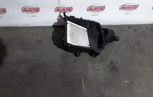 Mercedes-Benz GL X166 Interior heater climate box assembly housing A1668300040