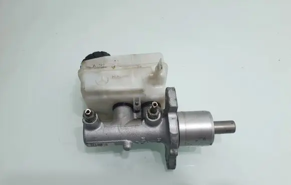 Mercedes-Benz B W245 Master brake cylinder A1694300202