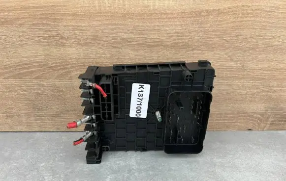 Volkswagen PASSAT B6 Fuse box set 3C0937125A