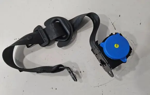 Volkswagen Up Rear seatbelt 1S0857805 1S0857805B 7N0857737