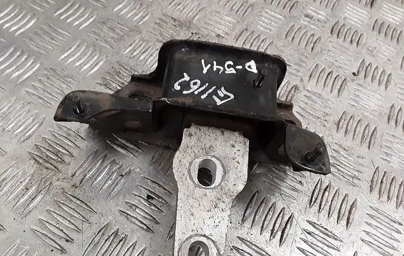 Ford Fiesta Engine mount bracket 8V517M121AE