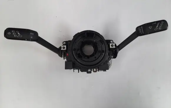 Volkswagen Golf VII Headlight wiper switch 