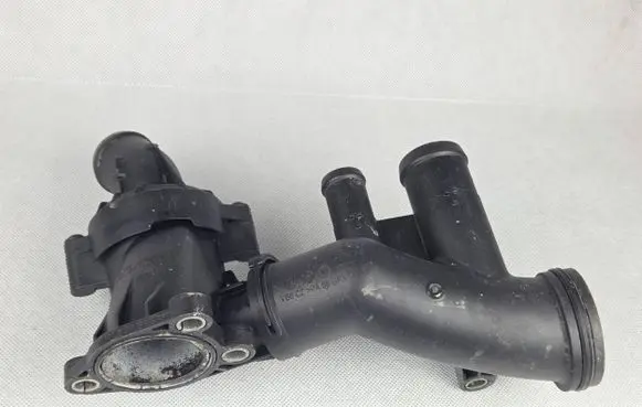 Thermostat/thermostat housing