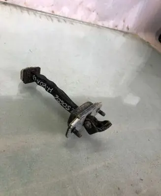 Hyundai Kona II Front door check strap stopper 