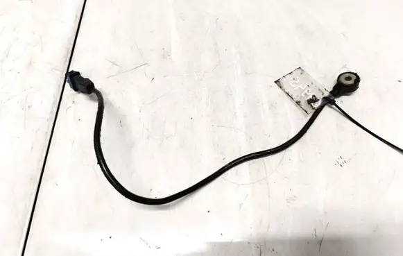 Audi A4 S4 B5 8D Detonation knock sensor 054905377