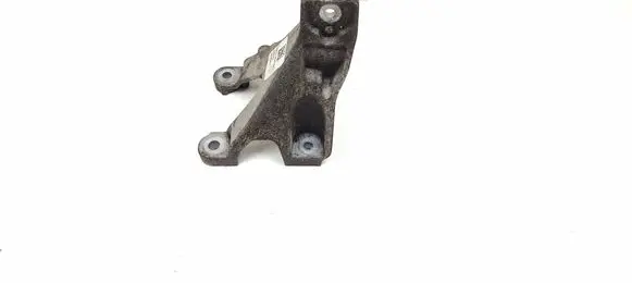 Jaguar XE Engine mounting bracket GX736037FA A43353 20150810