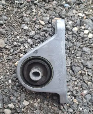 Renault Megane E-Tech Gearbox mount 20240618B