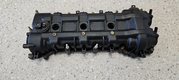 Rocker cam cover