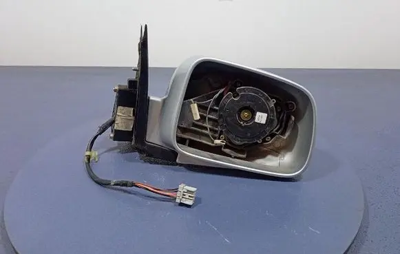 Honda CR-V Front door electric wing mirror 