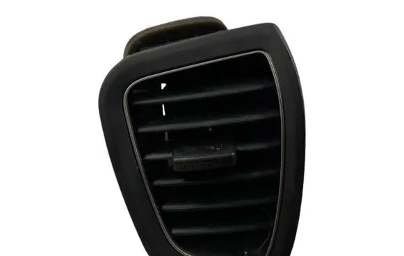 Hyundai i20 (GB IB) Dashboard side air vent grill/cover trim