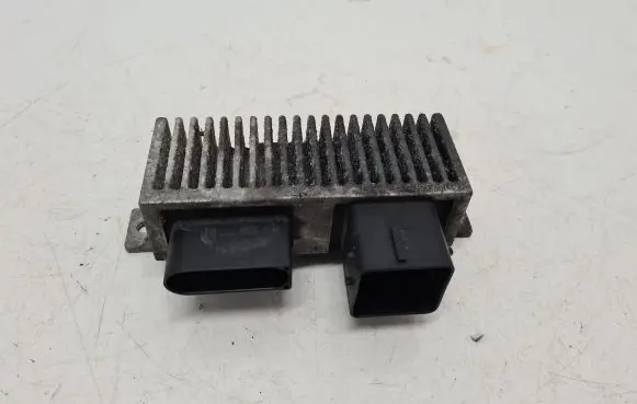 Renault Kangoo II Glow plug pre-heat relay 8200558438 8200558438A