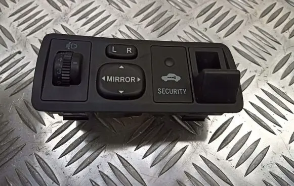Toyota Corolla E120 E130 A set of switches 