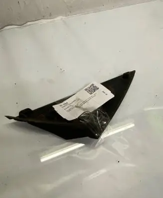 Hyundai i40 Fender end trim 