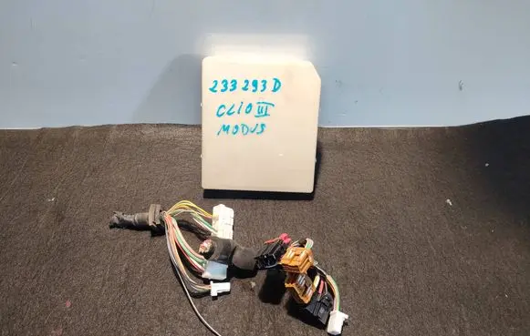Renault Modus Fuse box set 1319 233293D
