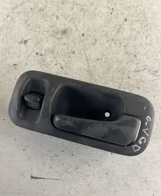 Honda CR-V Rear door interior handle