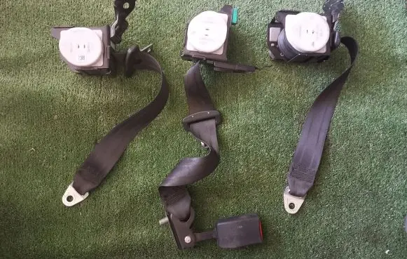Mazda 6 Rear seatbelt T89499T T86379T