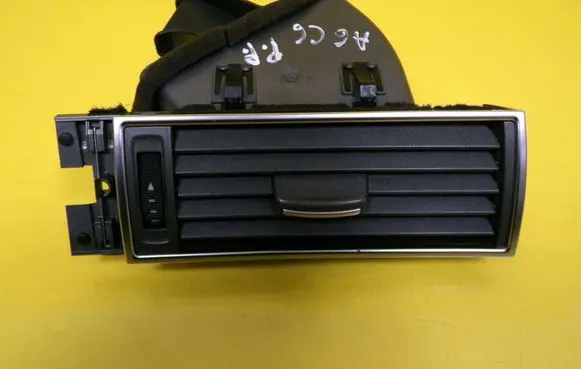 Audi A6 S6 C6 4F Dashboard side air vent grill/cover trim 4F1820902B