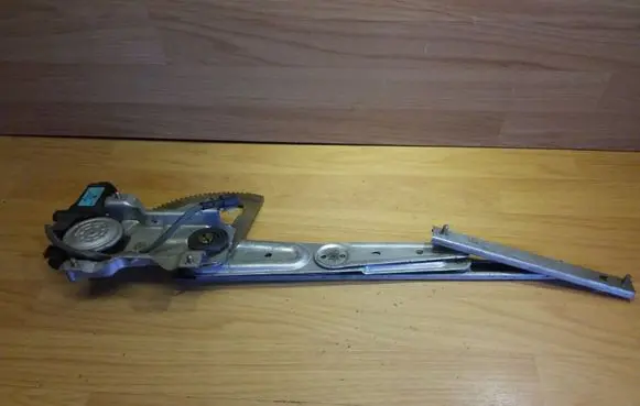 KIA Sorento Rear door window regulator with motor XH102PA