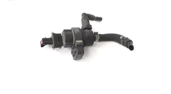 Mercedes-Benz R W251 Turbo solenoid valve A0004703993