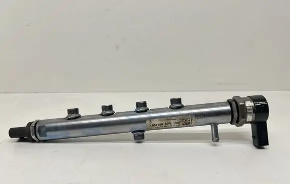 Mercedes-Benz CLA C117 X117 W117 Fuel main line pipe A6540700095