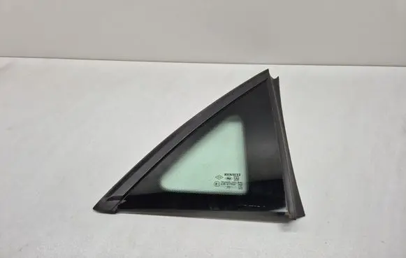 Renault Captur II Rear side window 833060484R
