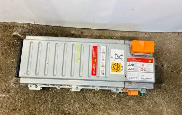 Peugeot 508 RXH Hybrid / electric car battery 695587113 9802300880 CAH00076399